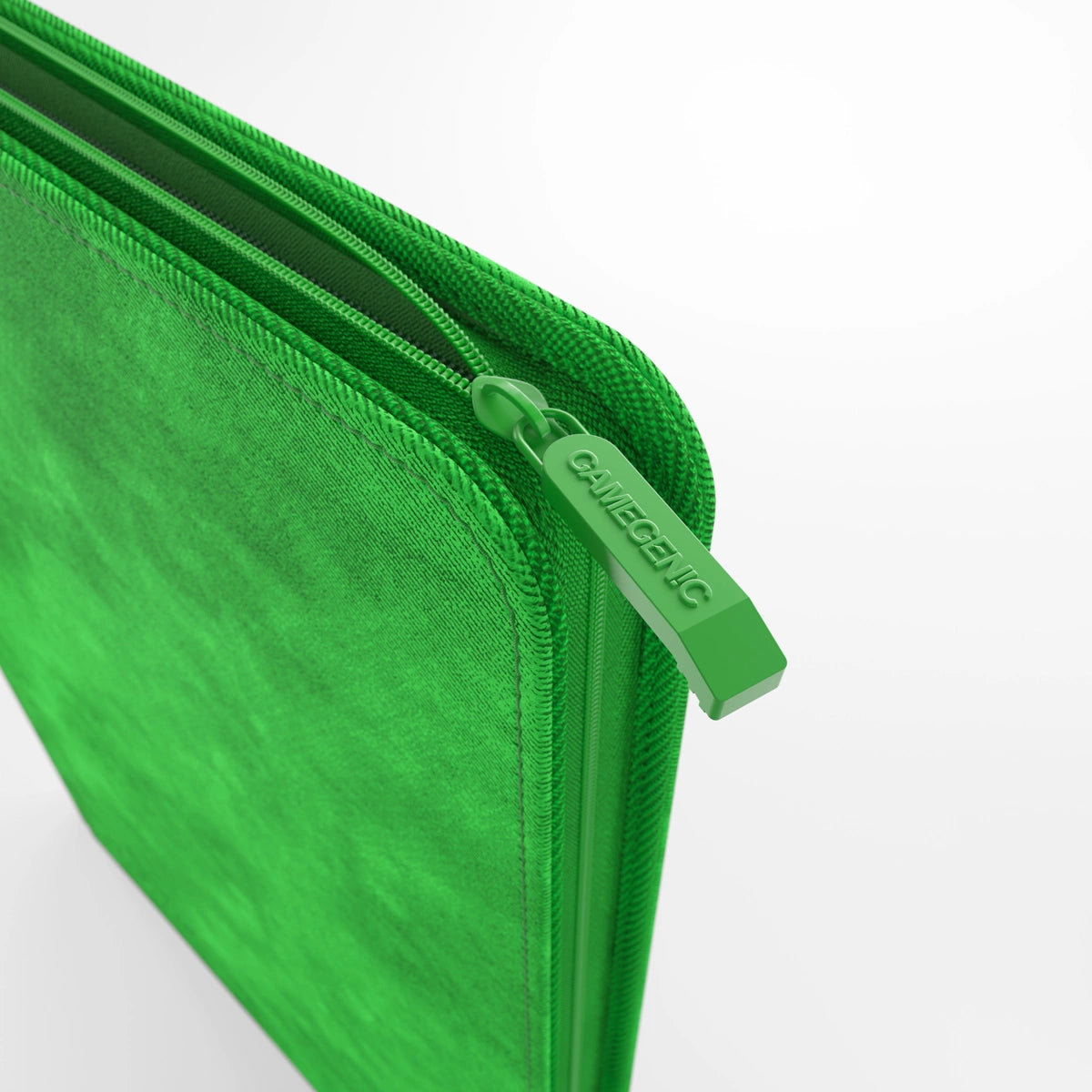 GAMEGENIC- ZIP-UP ALBUM 18-POCKET (GREEN) Armchair Generals