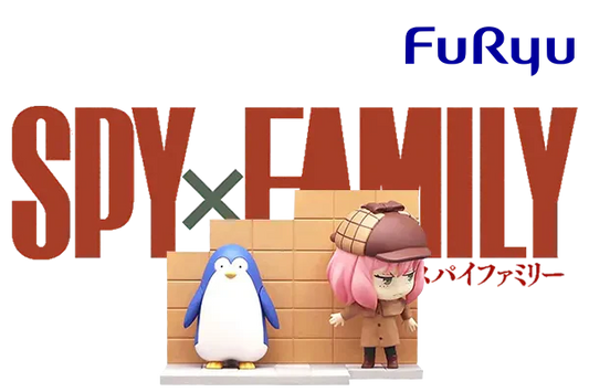 Spy x Family - Anya & Penguin Hold Figure FuRyu
