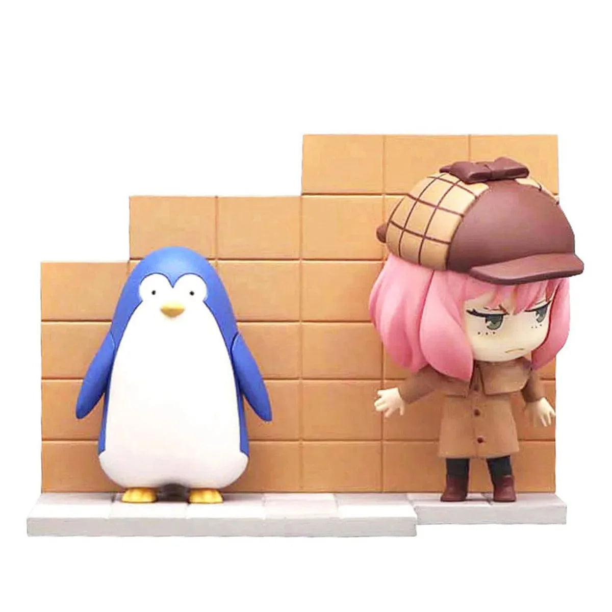 Spy x Family - Anya & Penguin Hold Figure FuRyu